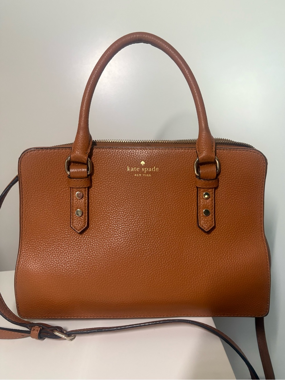 Kate Spade Warm Brown PebblLeather Quiet Luxury Shoulder Bag Purse Gold Hardware